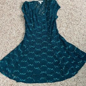 Gorgeous girls teal dress